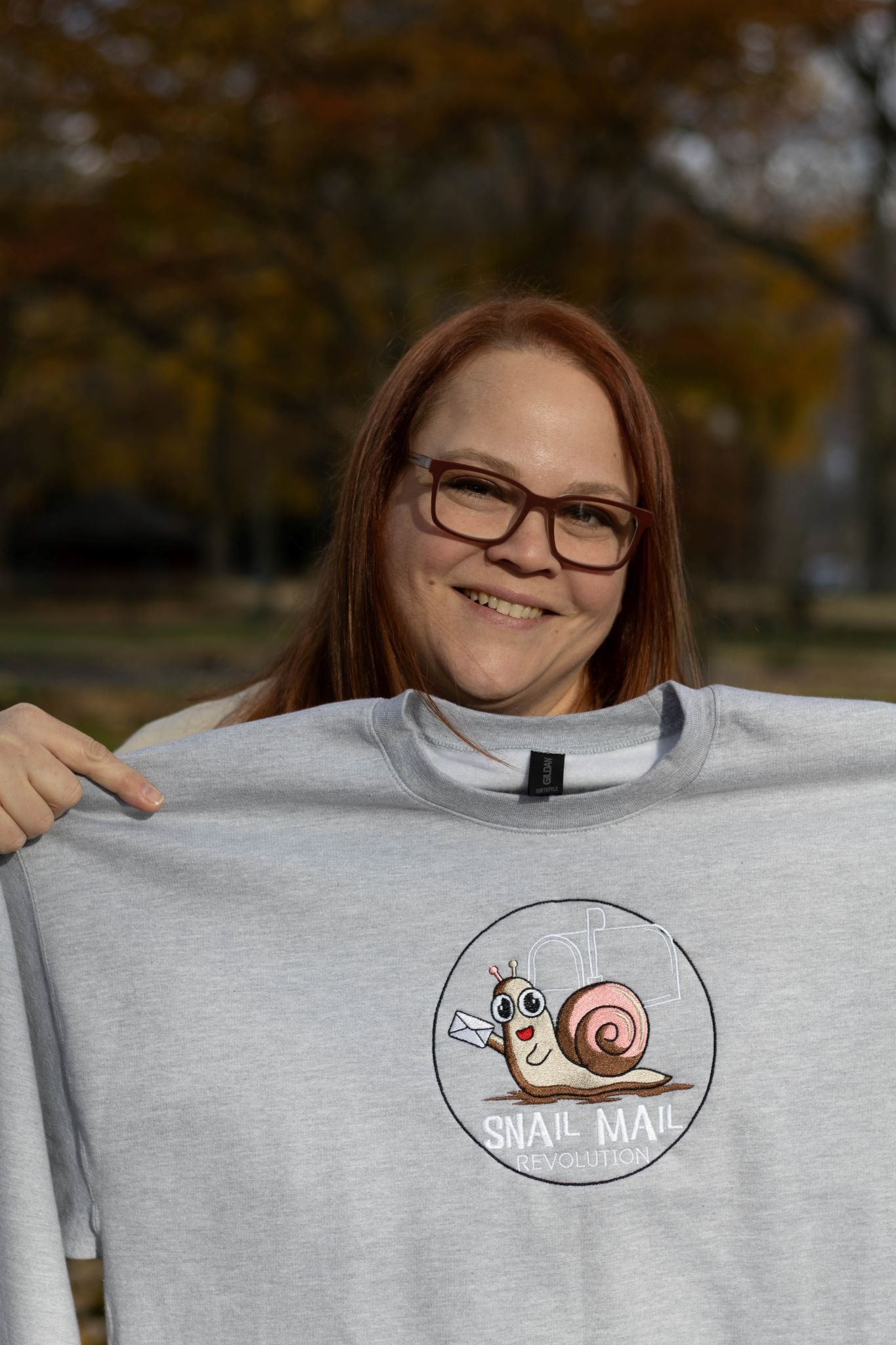 EMBROIDERED SWEATSHIRT- SNAIL MAIL REVOLUTION
