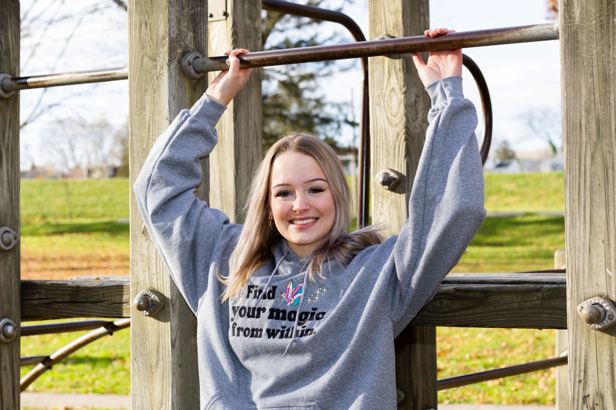 EMBROIDERED SWEATSHIRT- MAGIC WITHIN