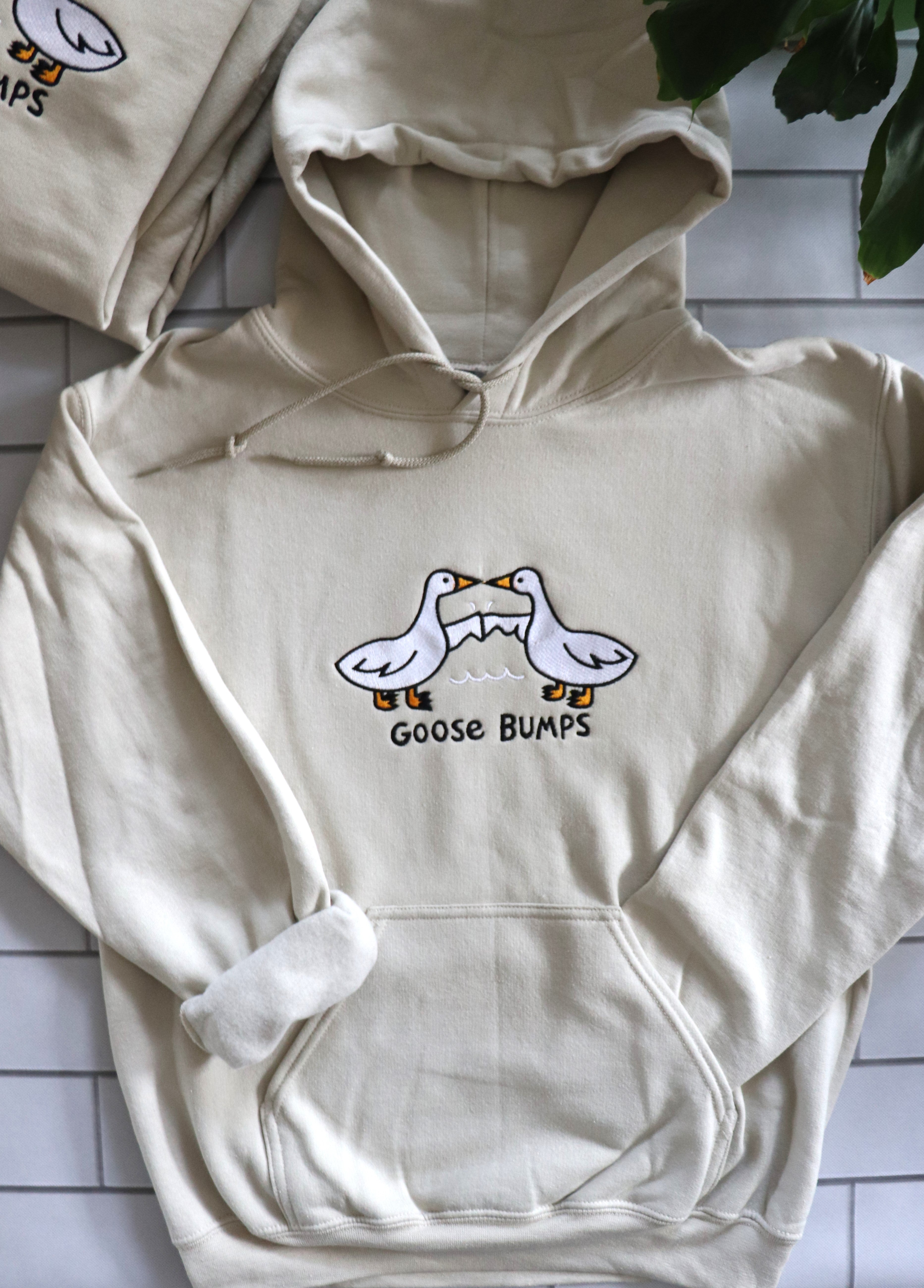 EMBROIDERED SWEATSHIRT- GOOSE BUMPS