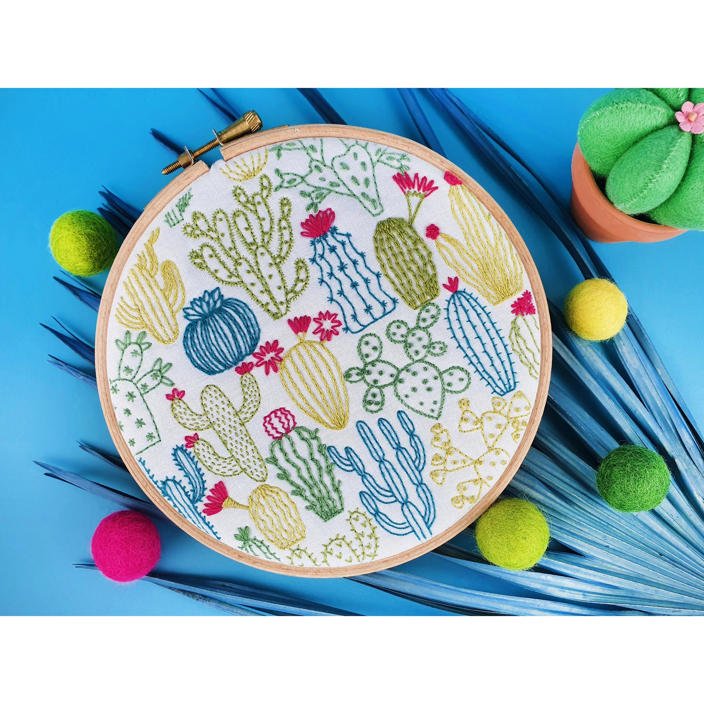 CACTUS EMBROIDERY KIT