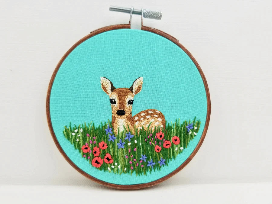 DEER EMBROIDERY KIT