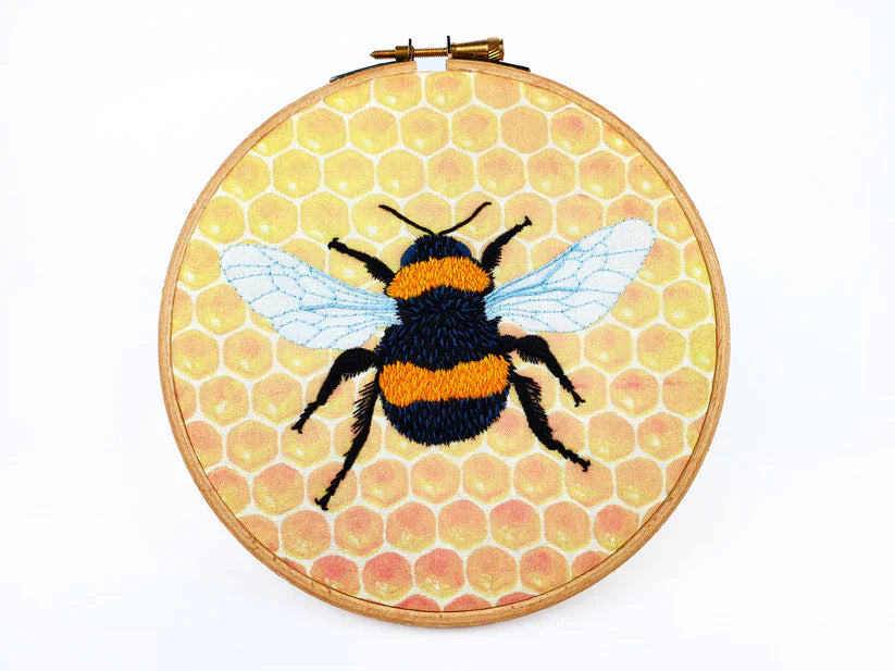 BUMBLE BEE EMBROIDERY PATTERN FABRIC PACK