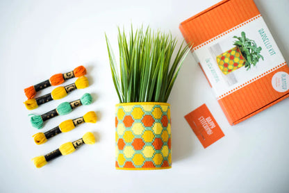 HONEYCOMB BARGELLO PLANTER KIT
